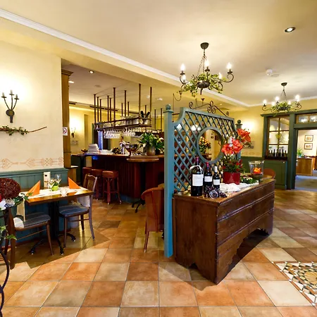 Neu - Guesthouse&apartments 3*