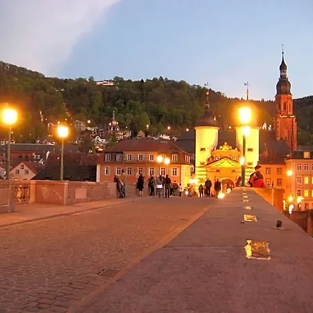 Hotel Neu - & 3*