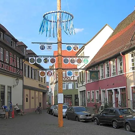 Neu - & Hotel 3*