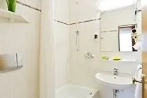 Neu - & Hotel