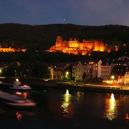 Neu - & Szálloda Heidelberg