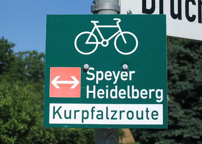 Neu - Guesthouse&apartments Hotel