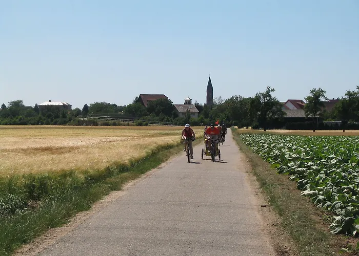 Neu - Guesthouse&apartments Hotel 3*