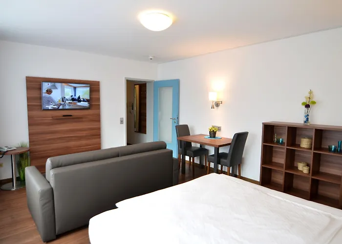 Hotel Neu - Guesthouse&apartments
