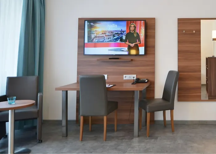 Neu - Guesthouse&apartments Hotel