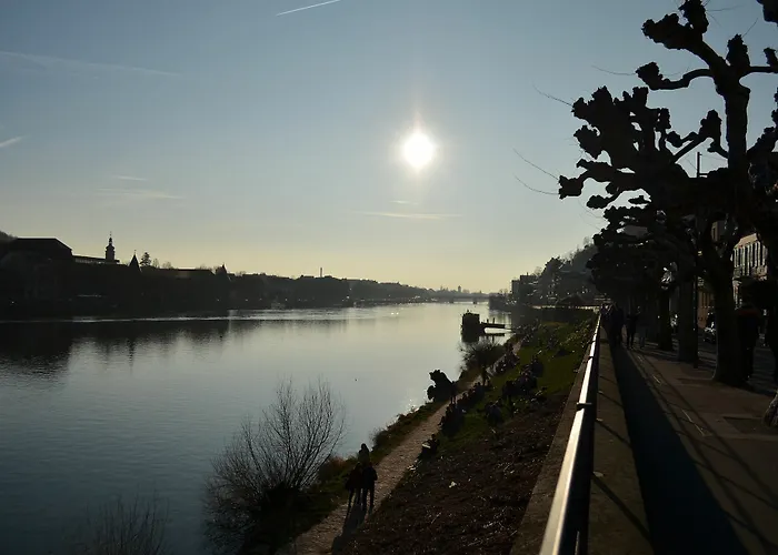 Neu - Guesthouse&apartments Hotel 3*