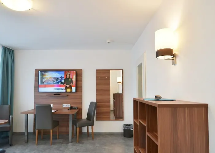 Neu - Guesthouse&apartments Hotel 3*