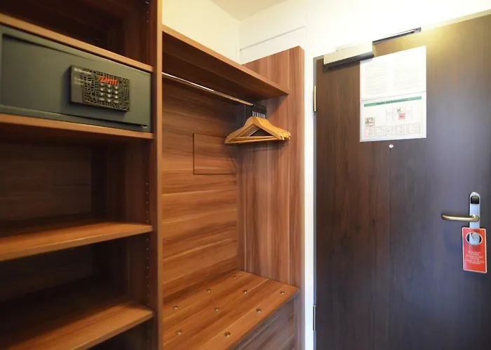 Neu - Guesthouse&apartments 3*